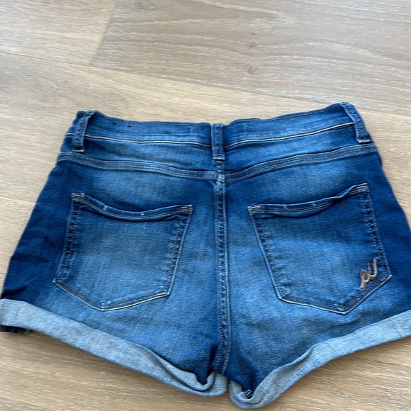 Express size 6 button fly high waist shorts - Picture 5 of 5